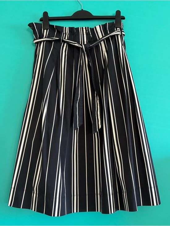 H&M Black&White Striped Skirts - Picture 3 of 13